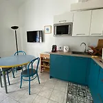 Appartement En Duplex Avec Balcon, 5 Minutes Plage Et Centre Village