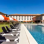 Grand Prix Hotel & Restaurant