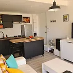 Superbe Appartement En Plein Centre De Carnac
