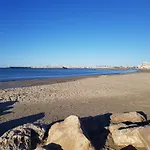 Chez Isabelle Et Virgile Bel Appartement, Avec Vues, A 50M De La Plage