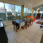 Appartement 3 Pieces Rdc 8 Pers Avec Terrasse Et Confort Modeste - Fr-1-326-738