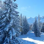 Appartement Renove 42M² - 4 Pers - Courchevel 1550, Sud, Skis Aux Pieds, Proche Centre, Parking Inclus - Fr-1-631-121