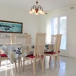 Maison De Vacances 4 Pieces Avec Jardin Clos, Proche Port Et Plage - 6 Couchages A Saint-Pierre-D'Oleron - Fr-1-246A-171