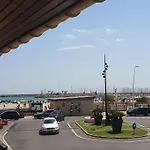 Studio Neuf Atypique Centre Ville Palavas Vue Mer