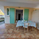 Appartement Confortable 4 Pers, Terrasse, 500M Plage, Sans Tv, Cuisine Equipee - Fr-1-326-733