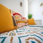New Fully Equipped Air-Conditioned Apartment