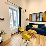Le Cosy