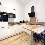 Le Cosy