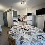 T2 A Valras-Plage Avec Terrasse, Parking Prive, 4 Pers., Proche Plage Et Commerces - Fr-1-701-19