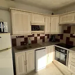 Confortable T2 Climatise, Balcon, Parking Securise, Proche Plage Et Commerces - Fr-1-701-37