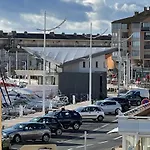 Appartement T2 Proche Centre, 6 Pers. Avec Balcon, Ascenseur, A 400M De La Plage Et 200M Des Commerces - Fr-1-701-38