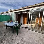 **Pavillon Avec Terrasse Et Veranda, 5 Pers, Proche Plage Et Commerces** - Fr-1-701-36