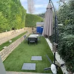Chalet De Jardin