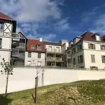 Charmant Appartement En Plein Coeur De Trouville