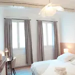 Magnifique T3 Sur Le Vieux Port-A 2 Pas Du Panier