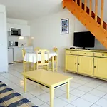 Carnac: Duplex 3 Pieces Avec Piscine Chauffee, Balcon, Proche Plage Et Thalasso - Fr-1-477-26