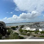 Charmant Studio Avec Balcon Et Parking, Pres Du Port - Fr-1-551-20