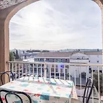 Chabine - Avec Terrasse