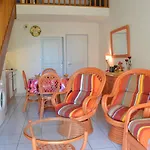 Charmant 2 Pieces Avec Mezzanine, Terrasse Et Piscine - Saint-Pierre-La-Mer, 6 Couchages - Fr-1-229D-354