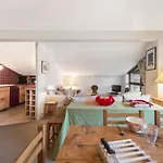 Appartement Cosy 2 Chambres A Megeve Avec Balcon Et Parking - Fr-1-453-145
