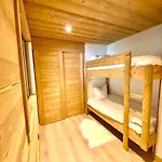 Appartement Cosy Avec 2 Chambres, Balcon Et Piscine - Proche Du Centre De Megeve - Fr-1-453-282