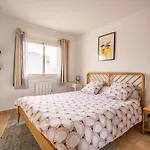 Apt Lumineux Et Tres Cosy Avec Balcon By Weekome