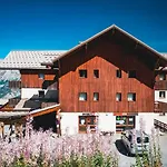 Studio Pmr 2 Pers Avec Balcon Sud-Est Et Acces Piscine, A 300M Des Pistes - Fr-1-504-341
