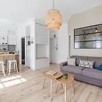 Place: Le Soleil De Marseille S'Invite Dans Ce T2