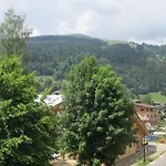 Bel Appartement Aux Gets - Proche Des Pistes Avec Balcon Et Parking - Fr-1-623-203