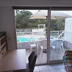 Superbe Appartement Avec Piscine Chauffee Et Parking Prive - La Cle Chaumoise