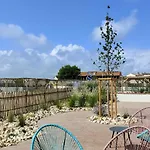 Studio Cabine A Le Barcares, 4 Couchages, Terrasse, Parking, Piscine Et Activites Sportives - Fr-1-195-23