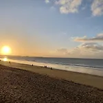 Appartement Avec Grande Terrasse Dans Un Magnifique Parc A 5 Minutes De La Plage
