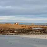 Awesome Home In Trevou-Treguignec With Wifi
