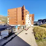 Studio 4 Pers, Pied Des Pistes - Residence Carlines I, Les Menuires, Quartier Anime Des Bruyeres - Fr-1-178-346
