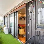 Grand Appartement Avec Balcon Et Parking