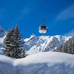 Appartement Savoyard A Courchevel 1850 Avec Wifi - Fr-1-575-162