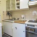 Cozy Apartment In Blonville-Sur-Mer With Kitchen