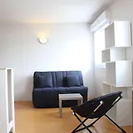 Studio Calme Avec Piscine Et Parking A La Rochelle - Fr-1-246-573
