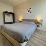 Maison 4 Pieces, 6 Couchages, Centre Saint-Denis D'Oleron, Calme, Proche Plage, Wifi Inclus - Fr-1-246A-164