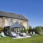 La Metairie-Du-Vauhariot - Vue Mer Et Mont Saint Michel - Piscine Chauffee - Acces Gr34
