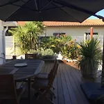 A La Maison Du Bonheur