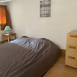 Joli Appartement Mezzanine Avec Parking La Roquille