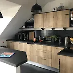 Joli T2 Avec Balcon, Calme & Vue Sur Intra Muros