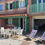 Villa T4 Avec Piscine, 3 Chambres, Jardin, Parking Prive, Proche Commerces Et Plage, 8 Couchages - Fr-1-81-296