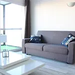Appartement Renove Avec Vue Sur Lac, Parking Prive Et Piscine - La Rochelle - Fr-1-246-207