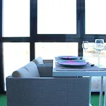 Appartement Renove Avec Vue Sur Lac, Parking Prive Et Piscine - La Rochelle - Fr-1-246-207