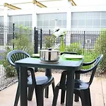 Studio Cabine Design Avec Terrasse - Proche Plage Et Port - Parking Securise - Fr-1-246-159
