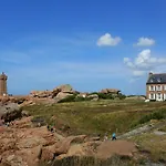 Appartement Renove, Bien Equipe A 500M De La Plage De Trestrignel Et Du Centre-Ville De Perros-Guirec - Fr-1-368-241