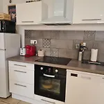 Appartement Climatise + Terrasse