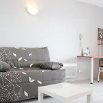Studio Tout Confort Avec Balcon, Piscine Et Parking, La Rochelle - Fr-1-246-645